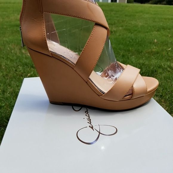 Jessica Simpson wedges - Picture 2 of 6